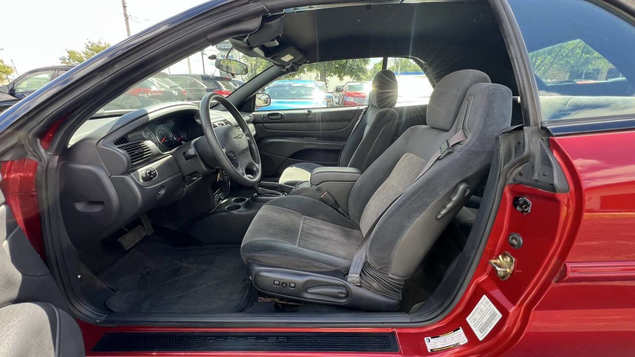 Used 2004 Chrysler Sebring LXi image 16