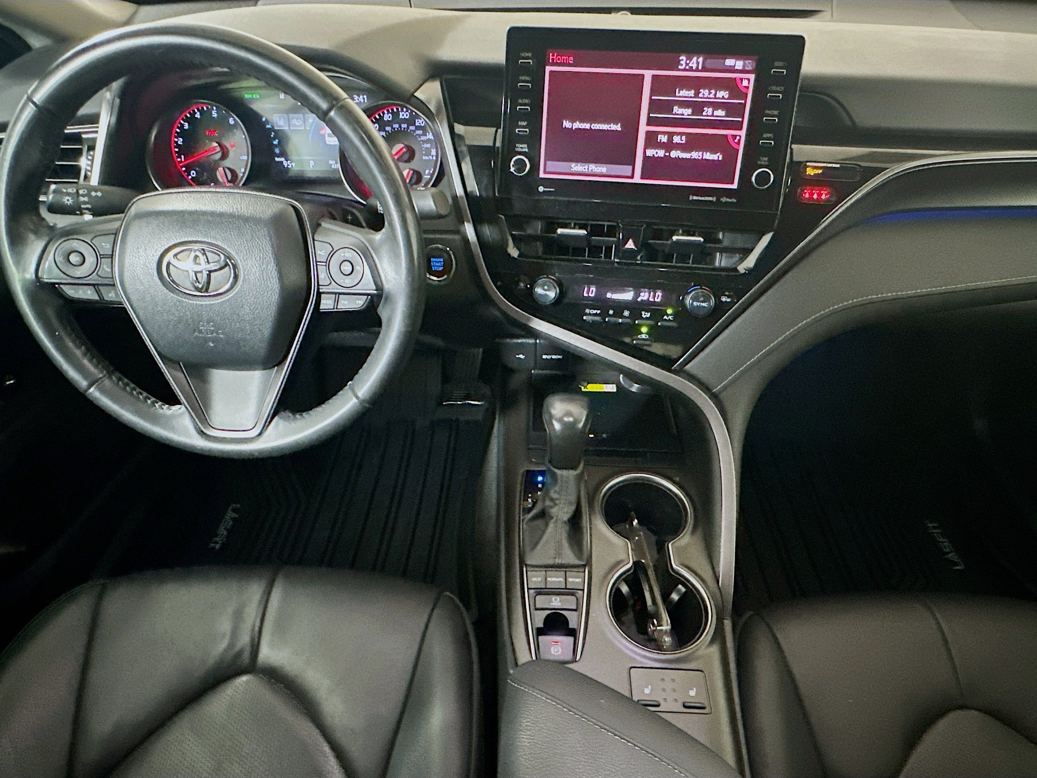 Used 2022 Toyota Camry XSE FWD image 27