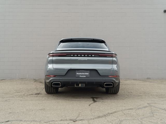 New 2026 Porsche Cayenne Coupe AWD/4WD image 6