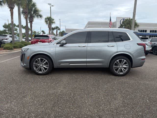 Used 2025 Cadillac XT6 Premium Luxury w/ LPO, Floor Liner Package FWD image 5