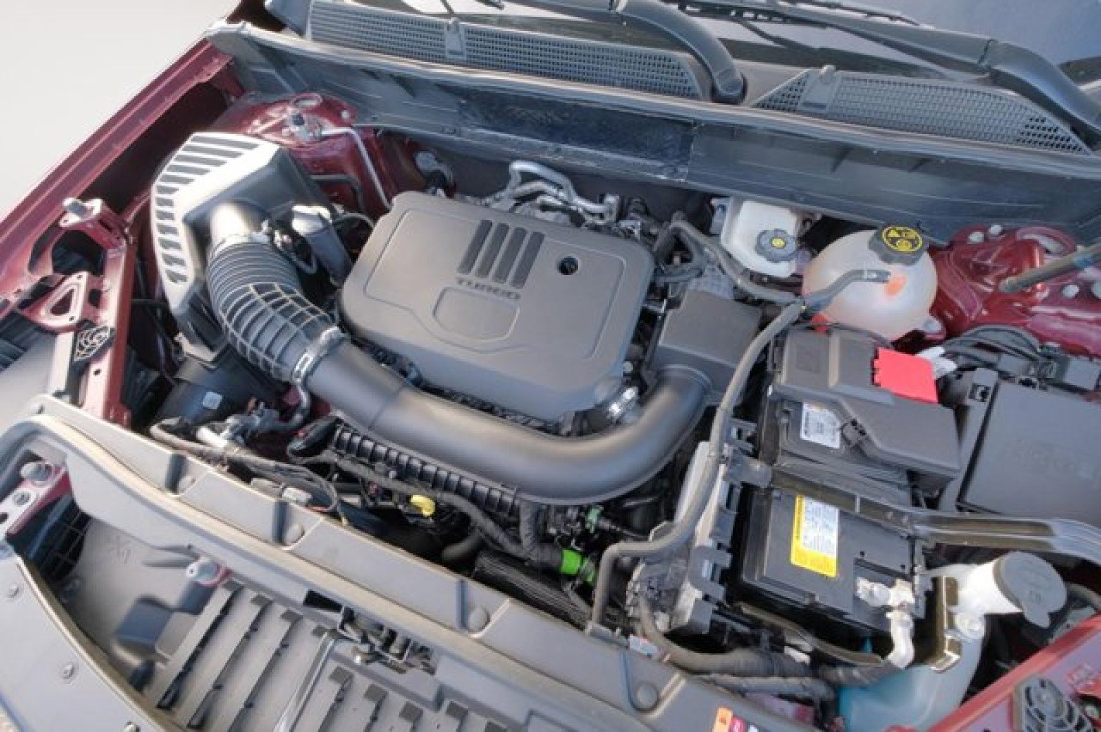 Used 2022 GMC Acadia SLE w/ Driver Convenience Package image 9