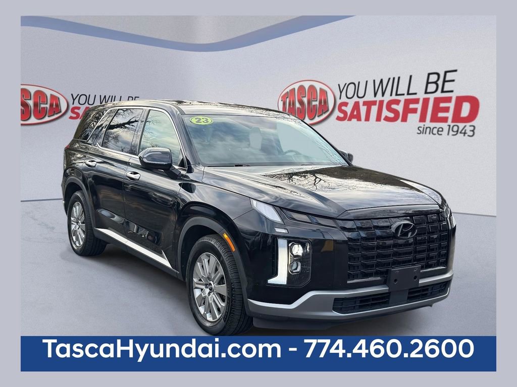 Used 2023 Hyundai Palisade SE w/ Cargo Package