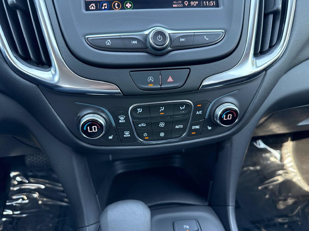 Used 2024 Chevrolet Equinox LT AWD/4WD image 22