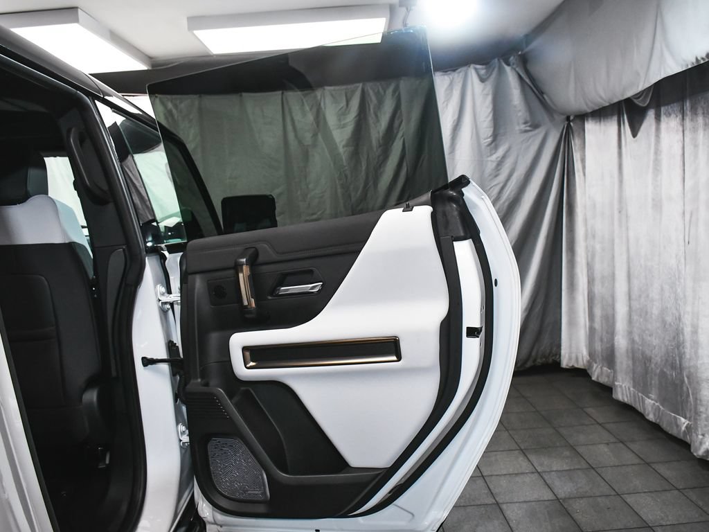 Used 2025 GMC Hummer EV 3X AWD/4WD image 13