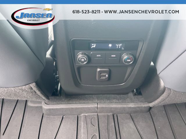 Used 2024 Buick Enclave Essence image 20