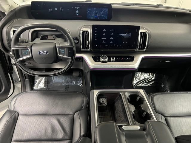 Used 2025 Ford Expedition Max Platinum AWD/4WD image 21