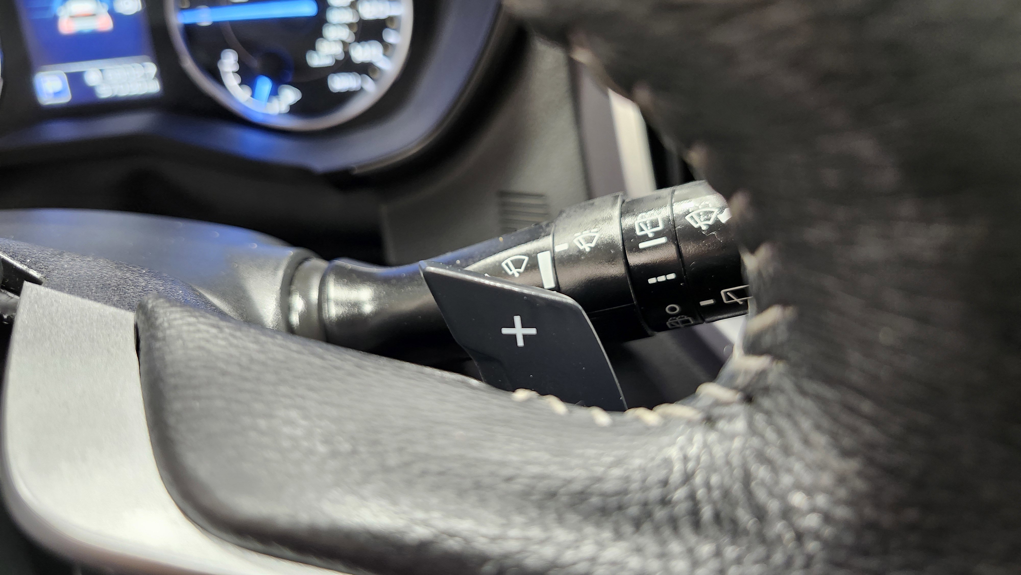 Used 2021 Subaru Ascent Limited w/ Technology Package image 42