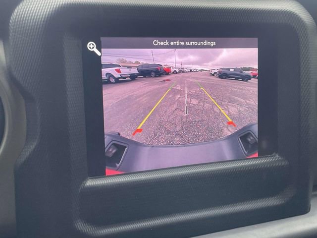 Used 2021 Jeep Gladiator Sport image 16