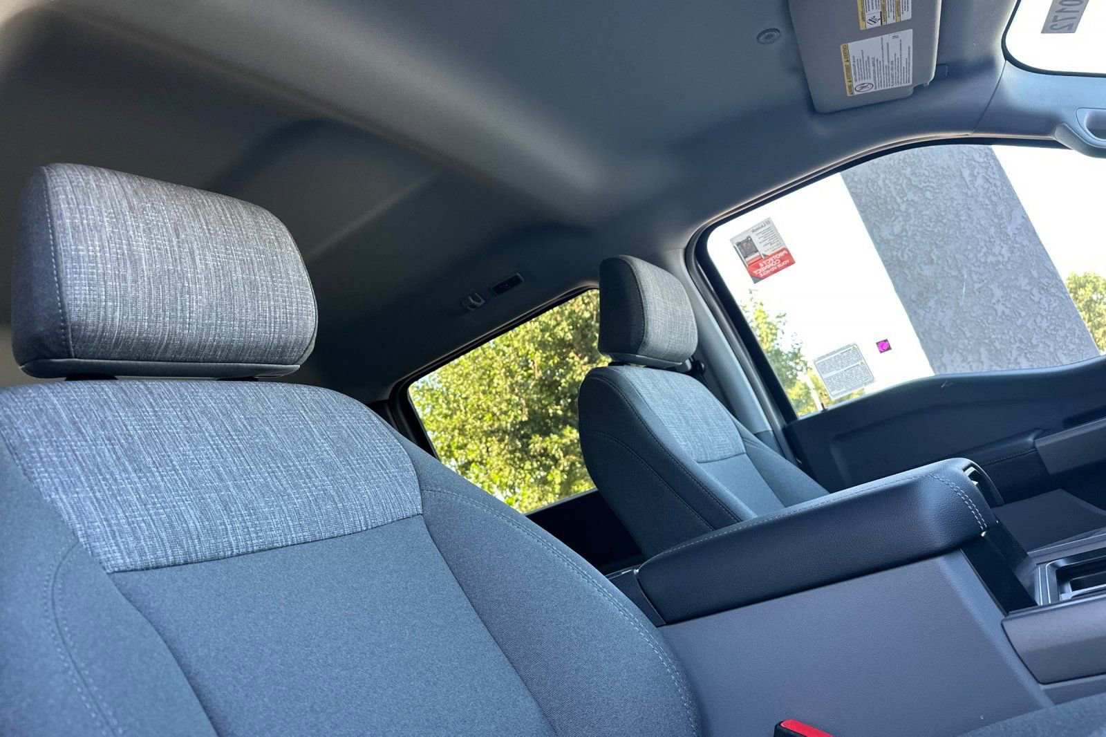 New 2026 Ford F250 XLT w/ FX4 Off-Road Package image 16