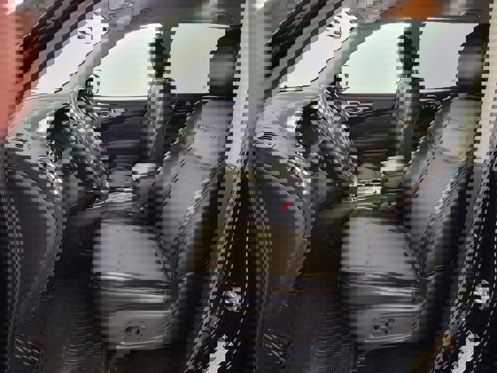 Used 2020 Nissan Pathfinder SV w/ Rock Creek Edition image 11