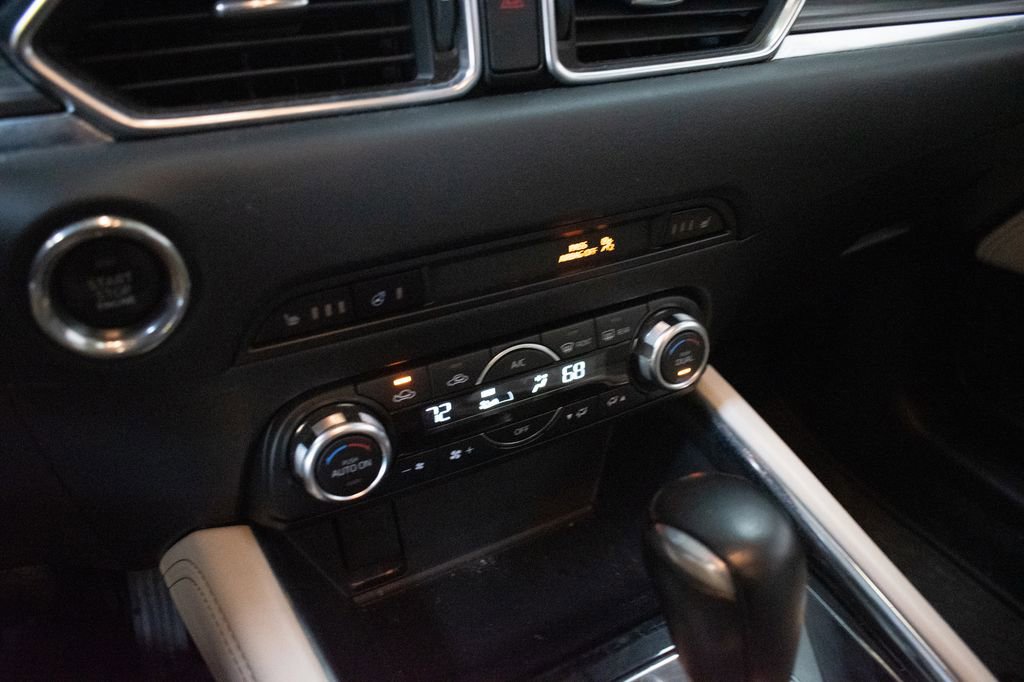 Used 2018 MAZDA CX-5 Grand Touring w/ Premium Package image 17