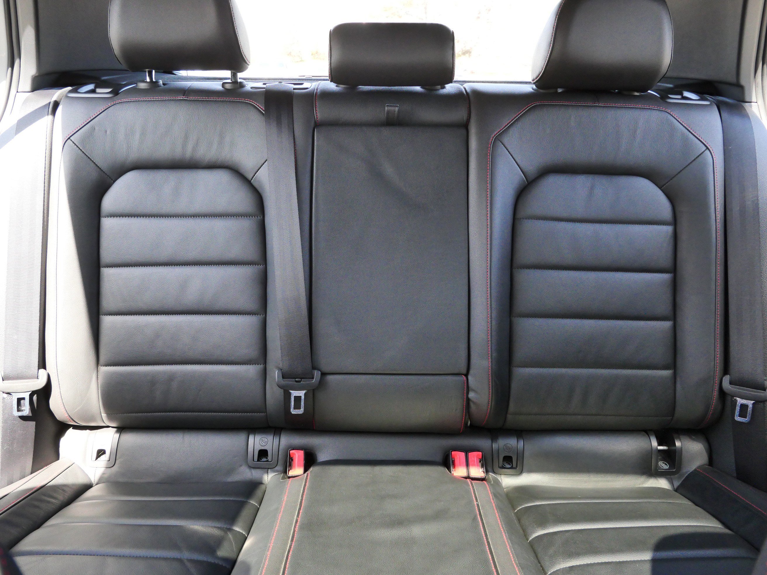 Used 2015 Volkswagen GTI Autobahn FWD image 13