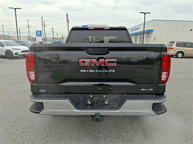 Used 2023 GMC Sierra 1500 SLE image 9