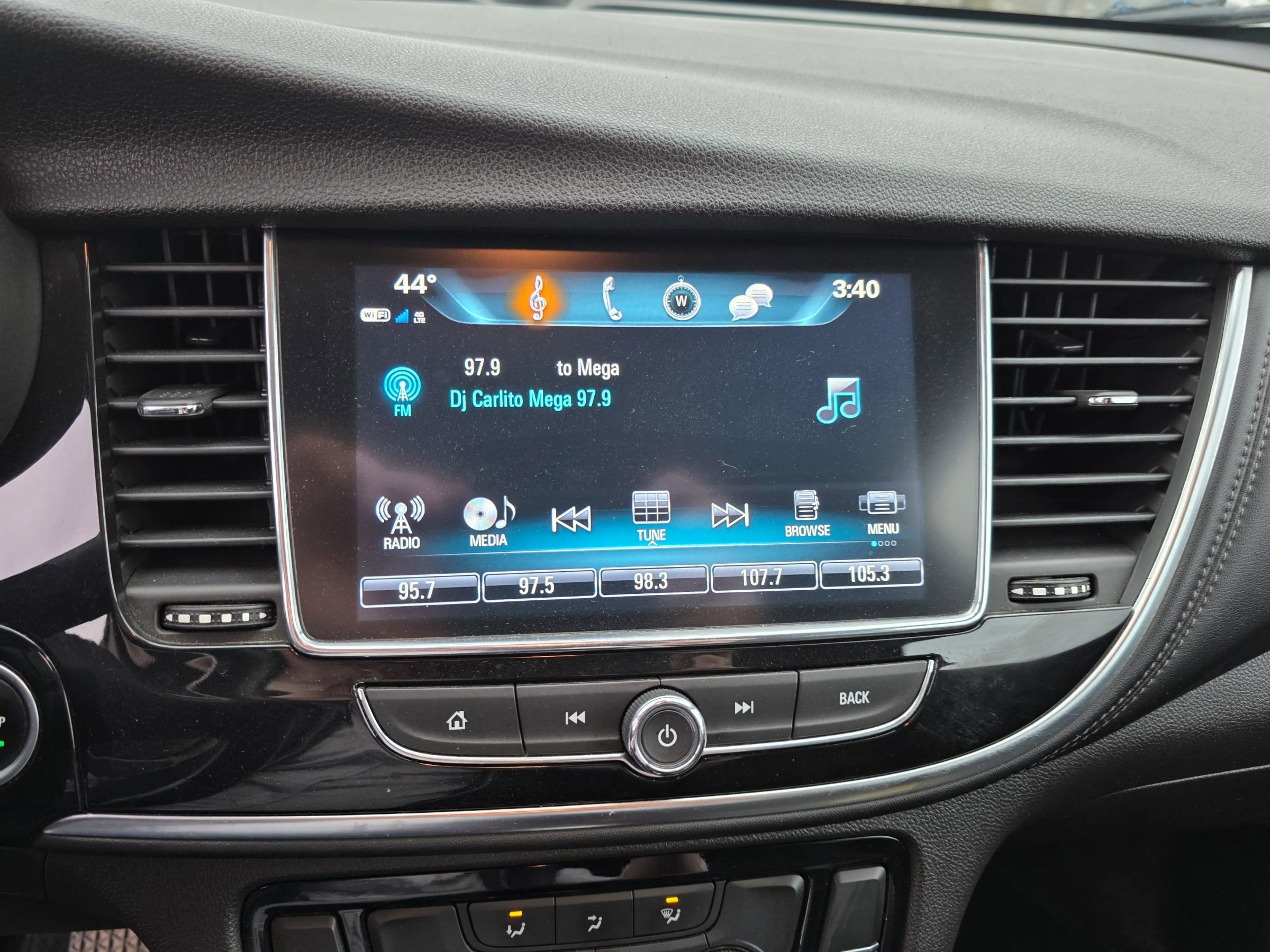 Used 2017 Buick Encore Preferred image 8