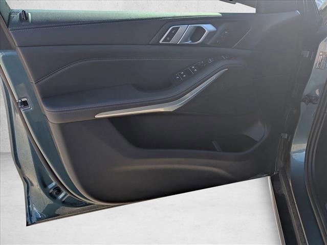 Used 2024 BMW X5 xDrive40i w/ Parking Assistance Package image 14