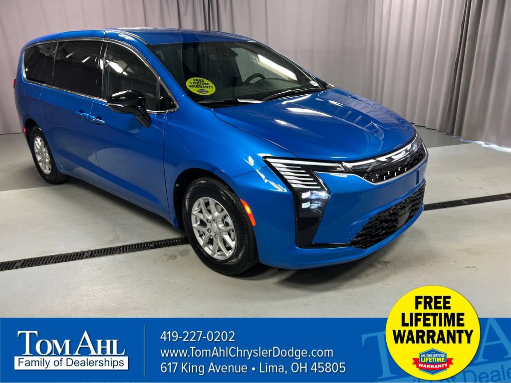 New 2027 Chrysler Pacifica Select w/ Family Tech Group FWD 360° Tour