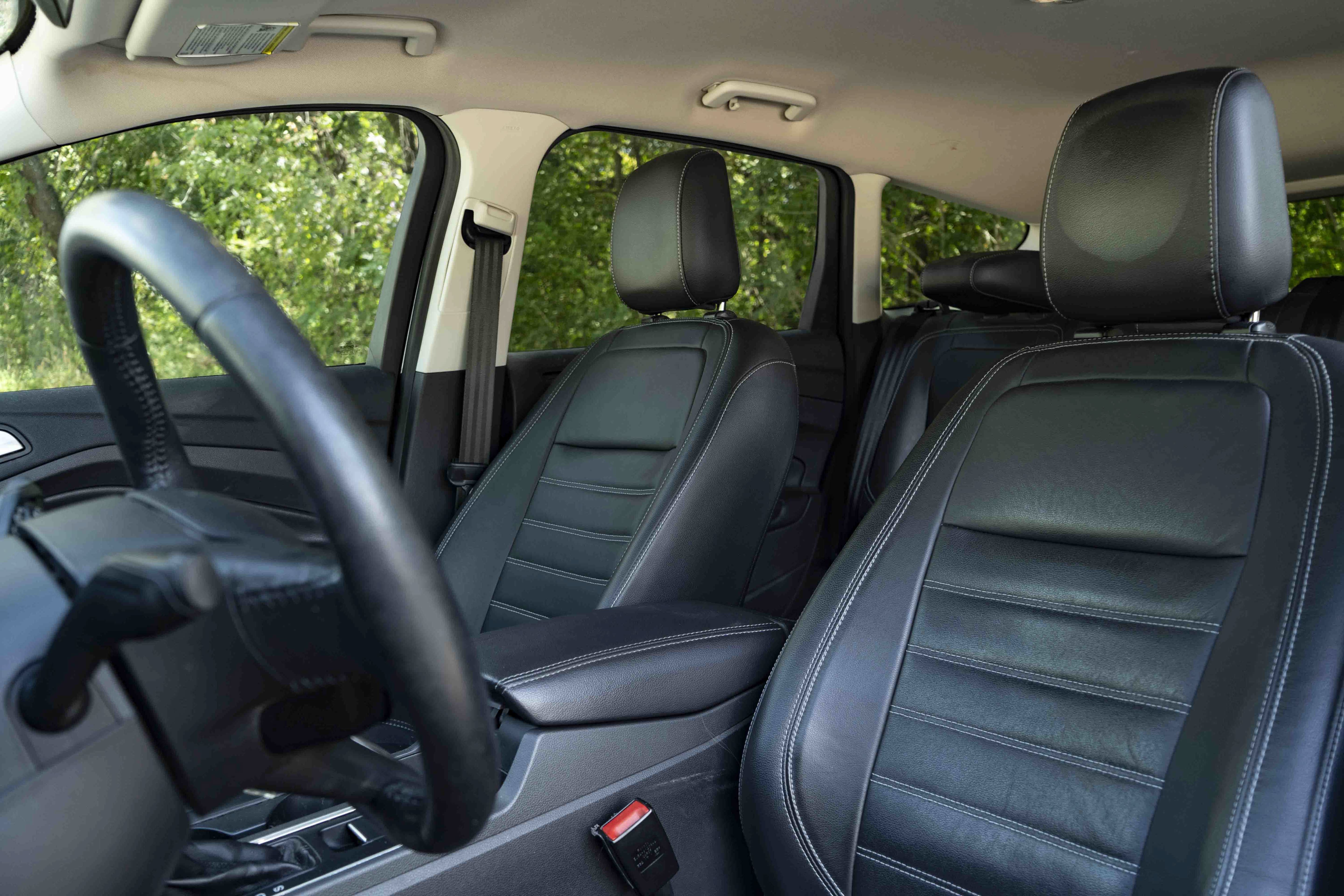Used 2018 Ford Escape SEL FWD image 17