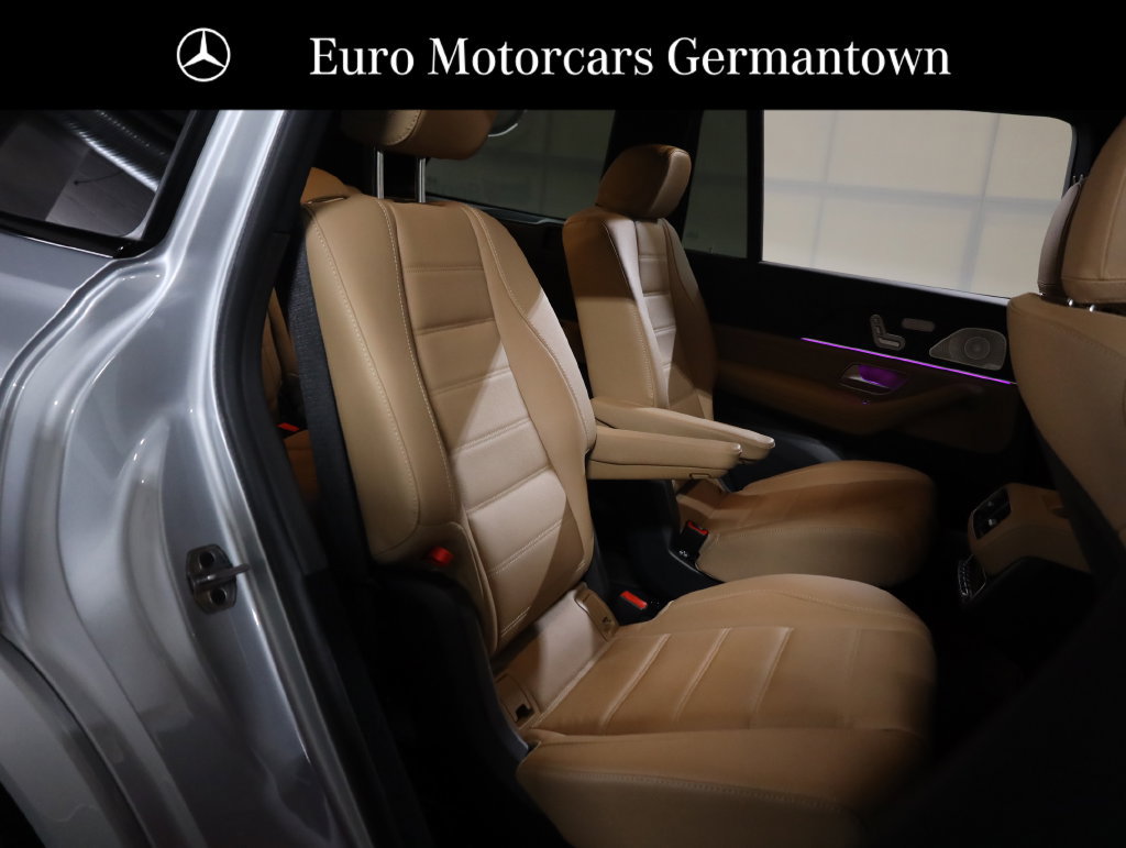 Used 2025 Mercedes-Benz GLS 450 4MATIC image 54