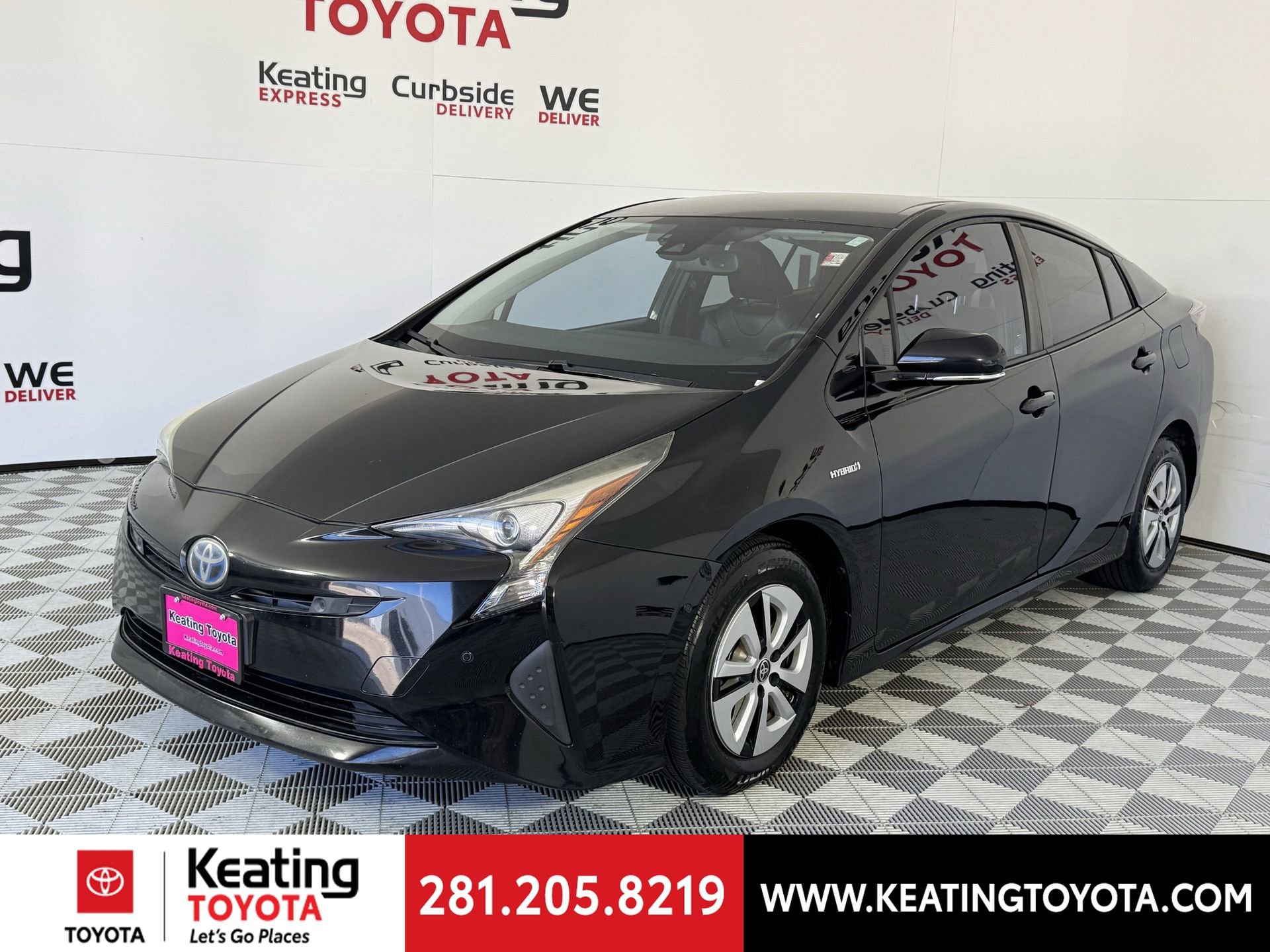 Used 2017 Toyota Prius Four image 9