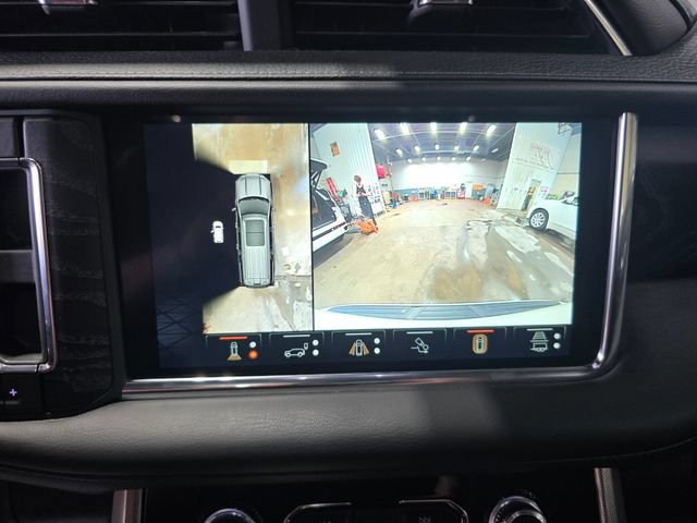 Used 2024 GMC Yukon XL Denali w/ Advanced Technology Package AWD/4WD image 20