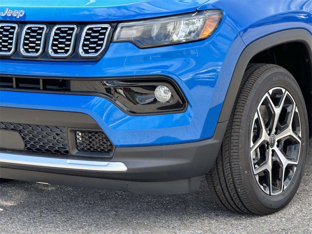 New 2026 Jeep Compass Limited image 4