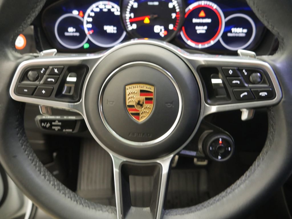 Certified 2023 Porsche Cayenne S AWD/4WD image 36