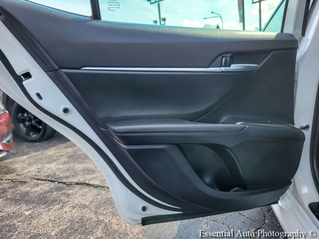 Used 2023 Toyota Camry LE FWD image 17
