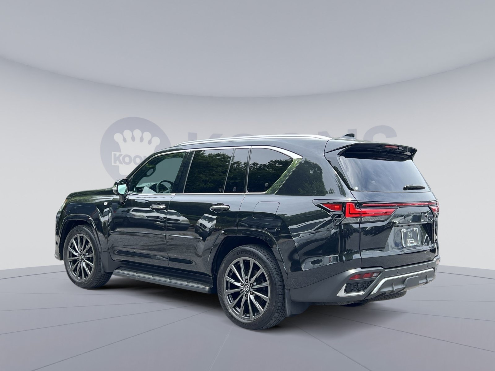 Used 2025 Lexus LX 700h F Sport AWD/4WD image 8