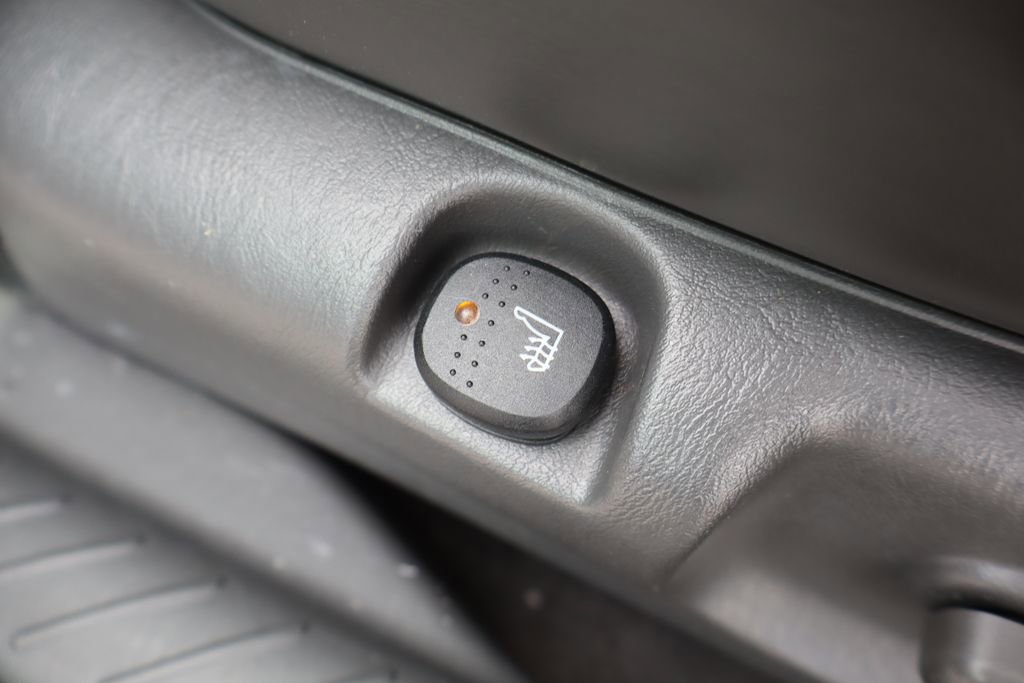 Used 2004 MAZDA Tribute ES w/ Luxury Pkg image 17