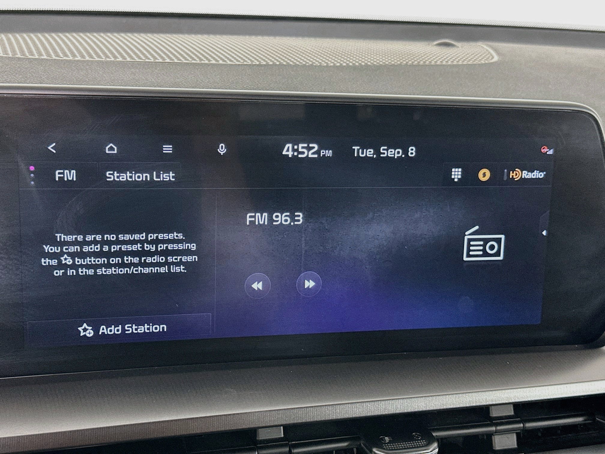 Used 2025 Kia Telluride S FWD image 21
