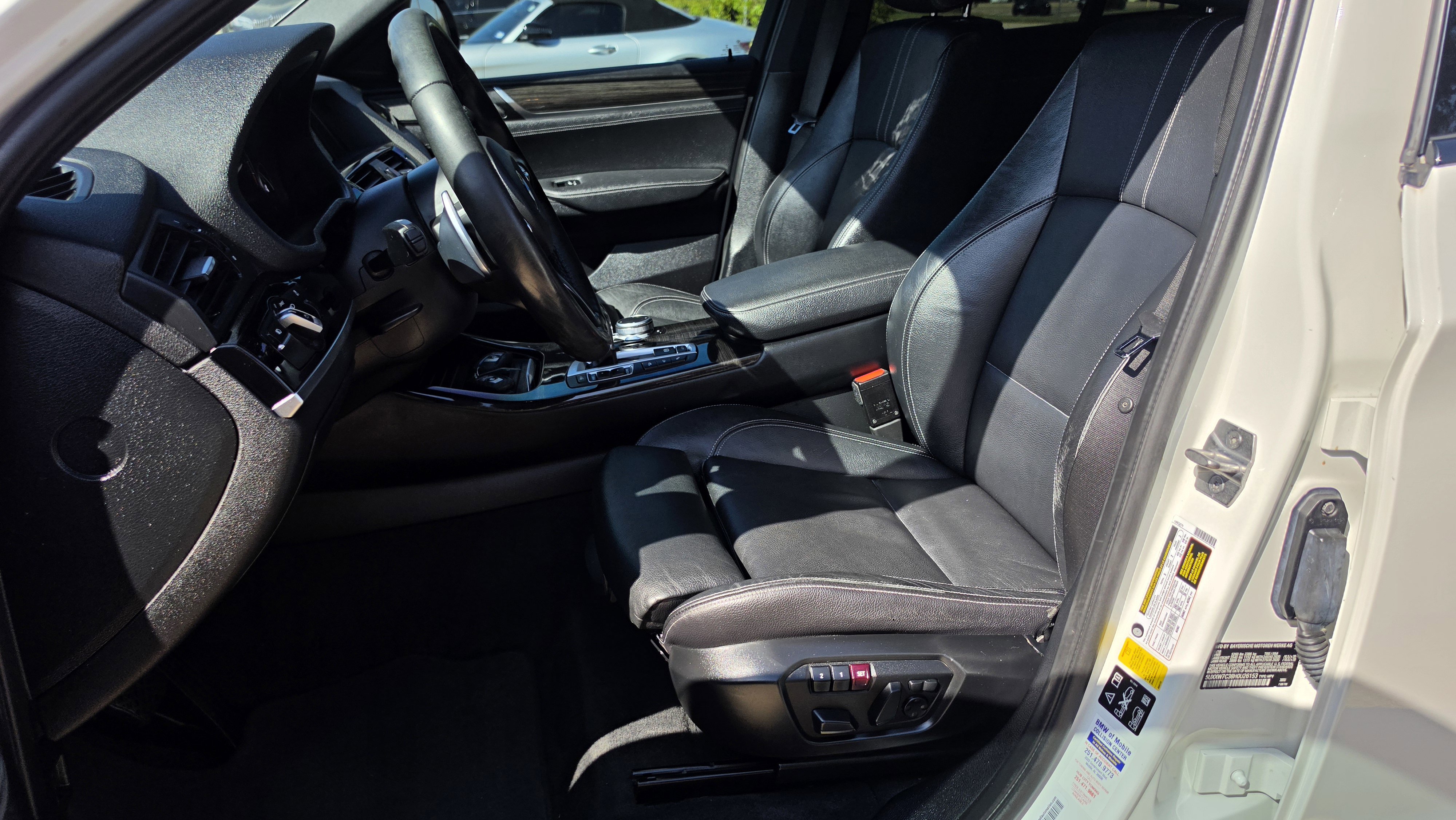 Used 2017 BMW X4 M40i image 26