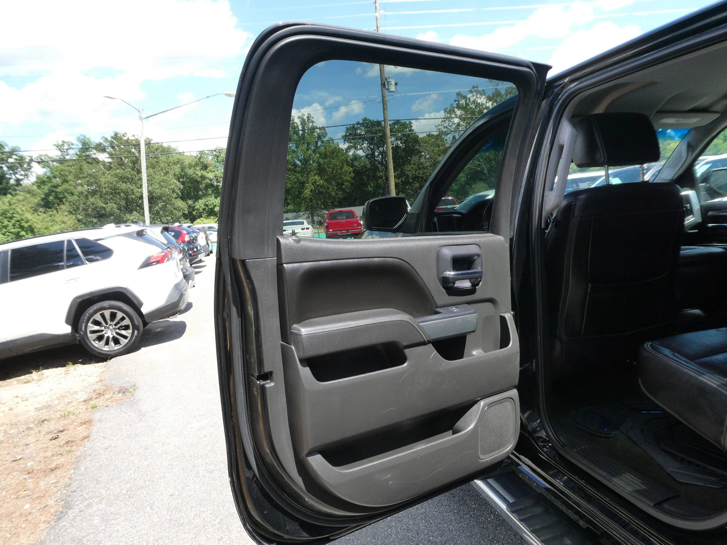 Used 2016 Chevrolet Silverado 1500 LT AWD/4WD image 24