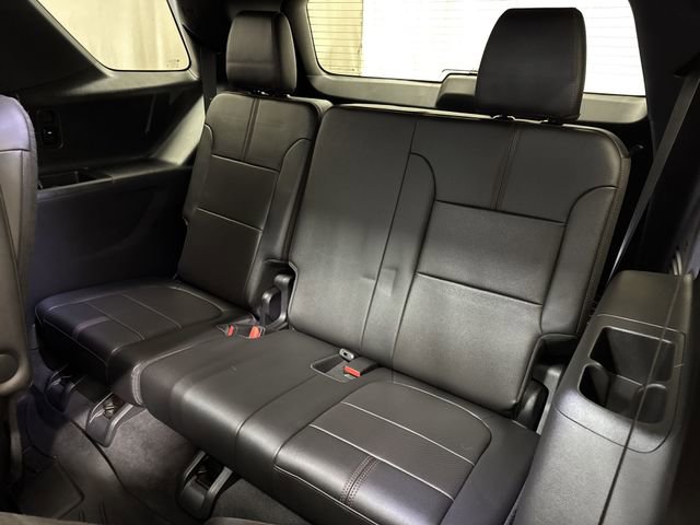 Certified 2023 Chevrolet Traverse RS w/ LPO, Floor Liner Package image 15