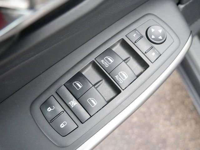 Used 2022 Jeep Cherokee Latitude Lux image 13