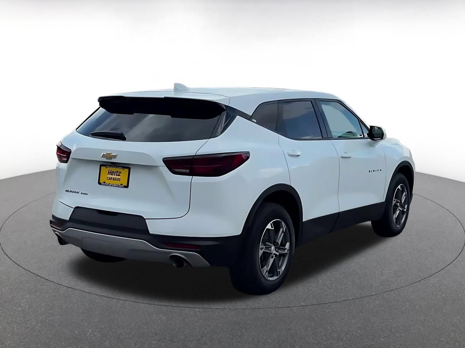 Used 2026 Chevrolet Blazer LT AWD/4WD image 14