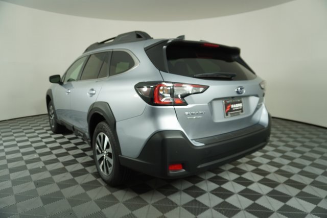 New 2025 Subaru Outback Premium image 5