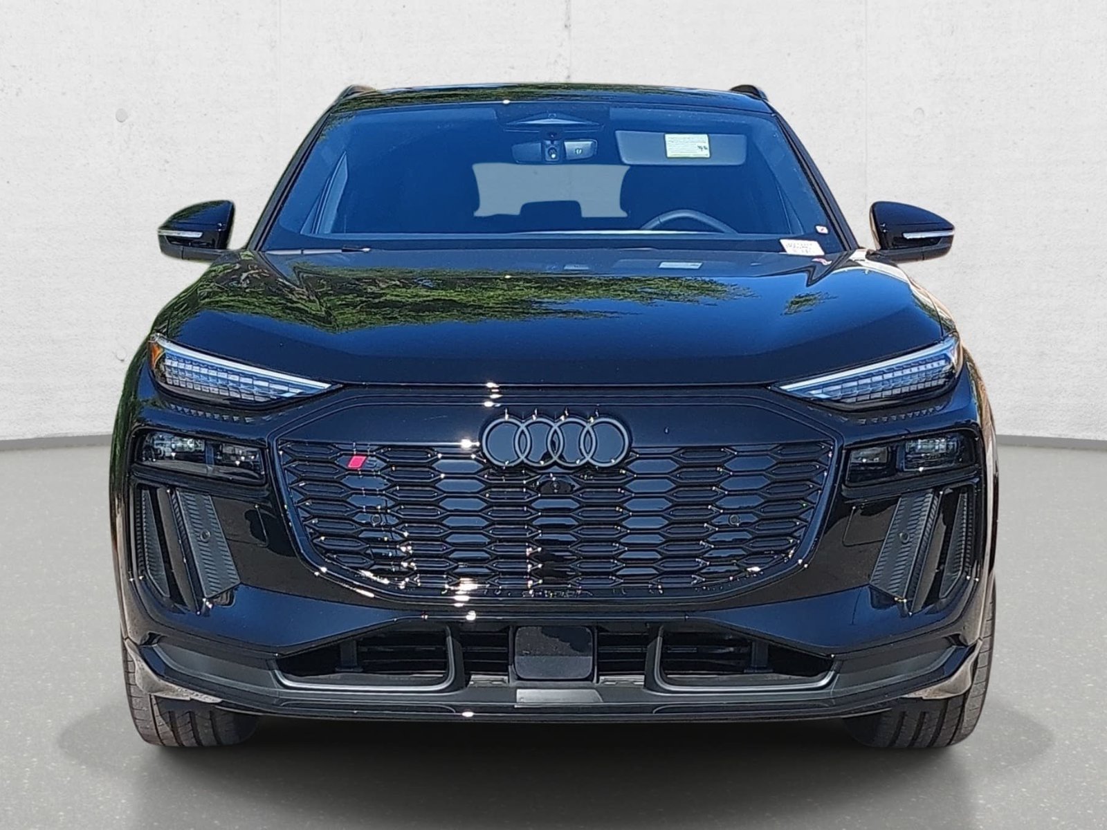 New 2027 Audi SQ6 e-tron Premium Plus AWD/4WD image 2