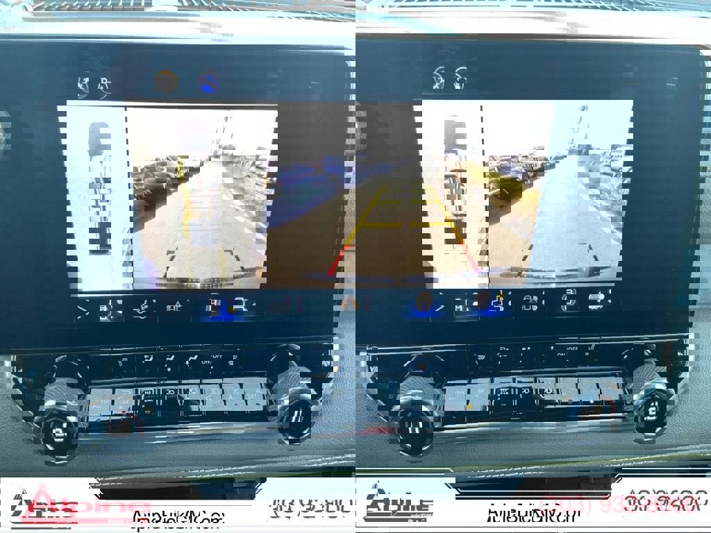 Used 2024 Chevrolet Colorado ZR2 w/ Technology Package image 16