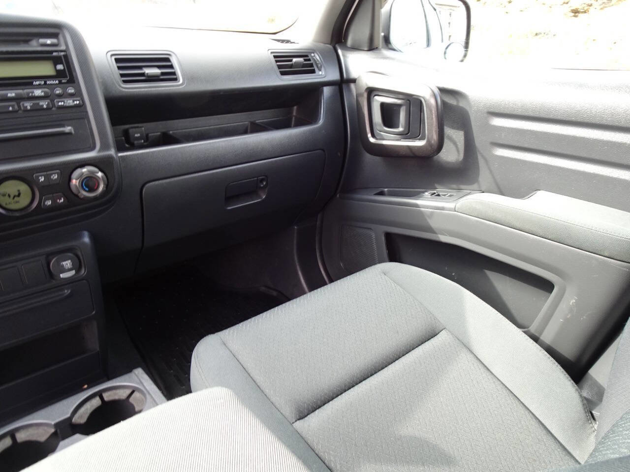 Used 2014 Honda Ridgeline Sport image 17