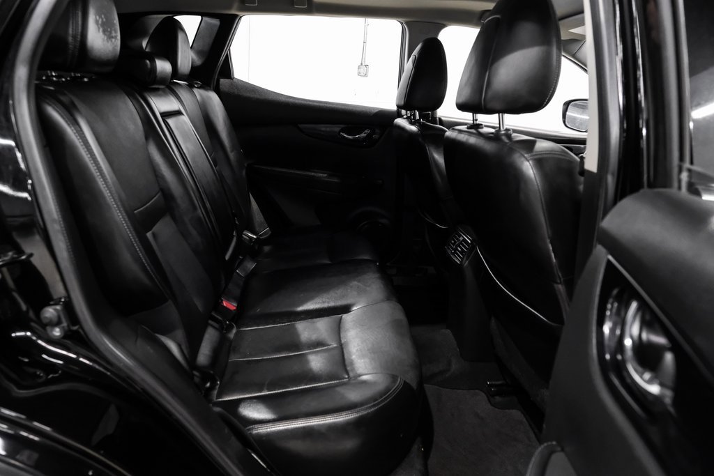 Used 2019 Nissan Rogue Sport SL w/ Premium Package image 41