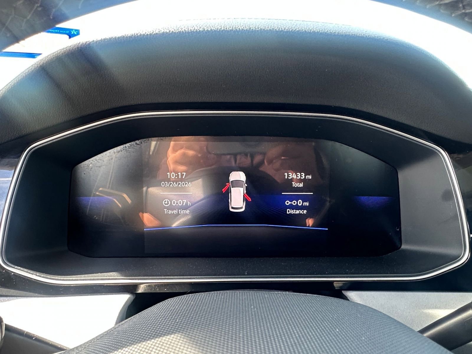 Used 2025 Volkswagen Jetta SE image 41