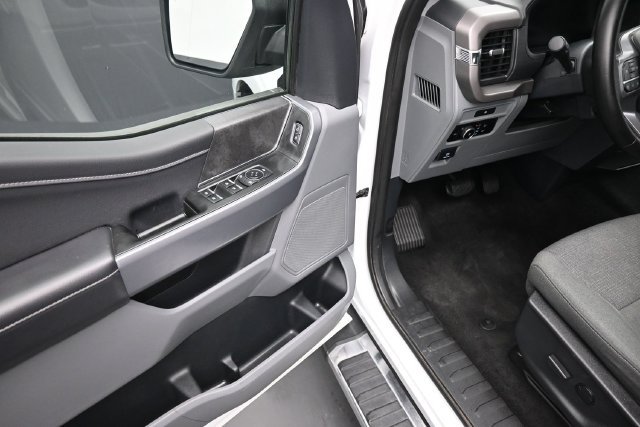 Used 2025 Ford F150 XLT w/ Equipment Group 301A Standard RWD image 18