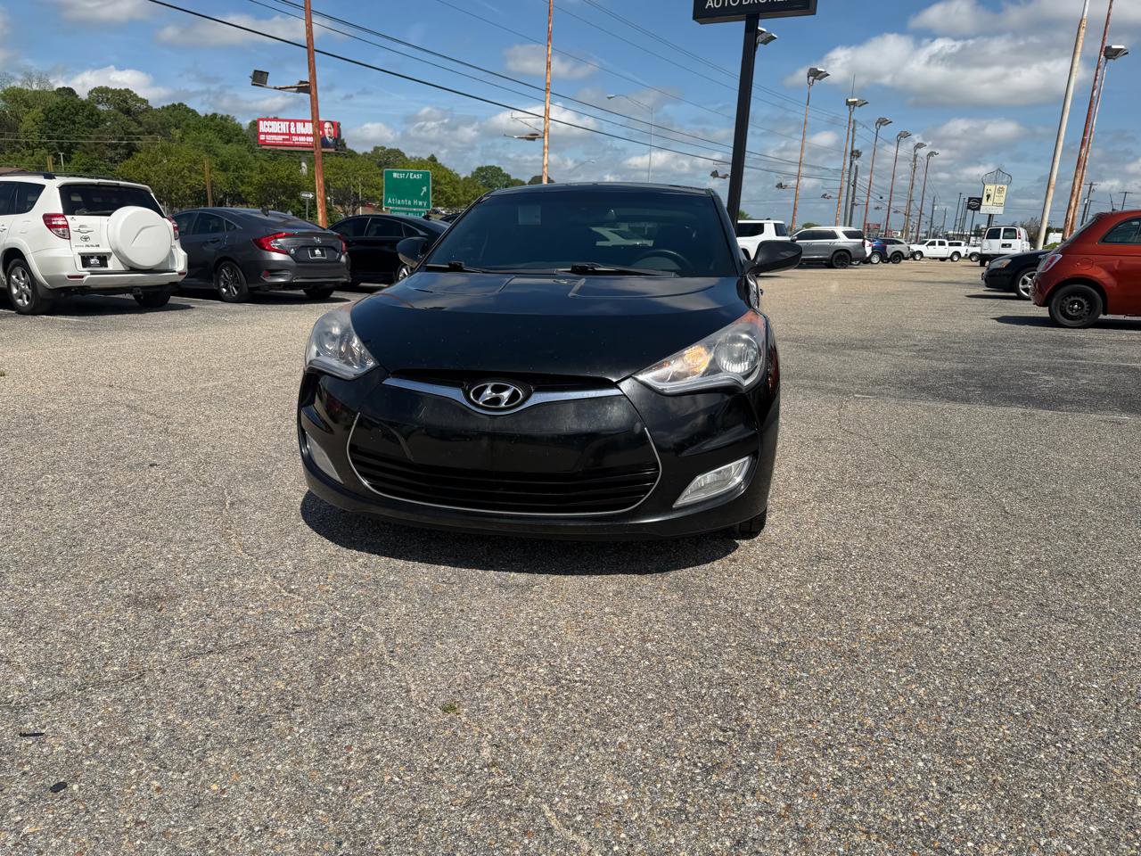 Used 2017 Hyundai Veloster Value Edition image 8