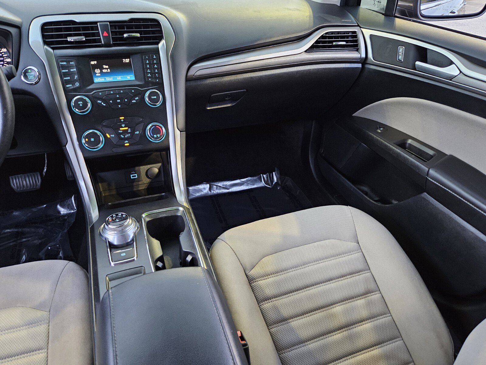 Used 2019 Ford Fusion S image 18