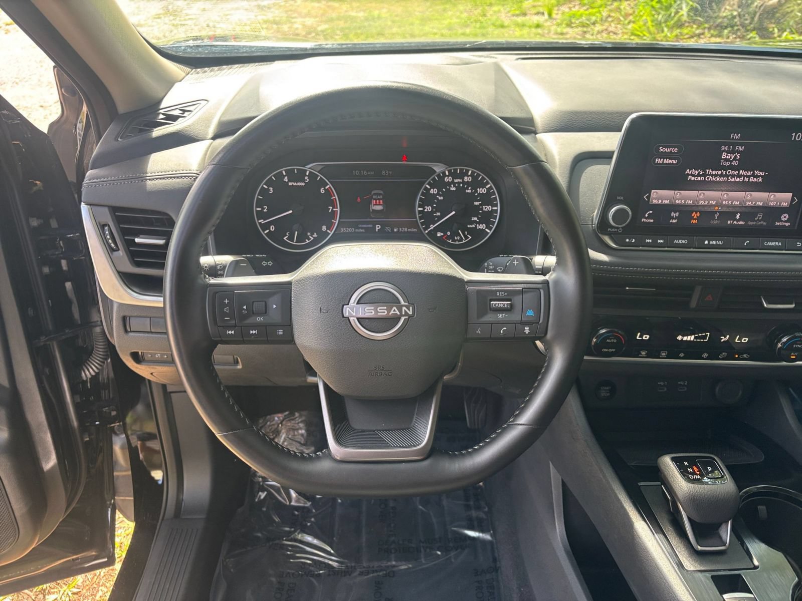 Used 2025 Nissan Rogue SV FWD image 29