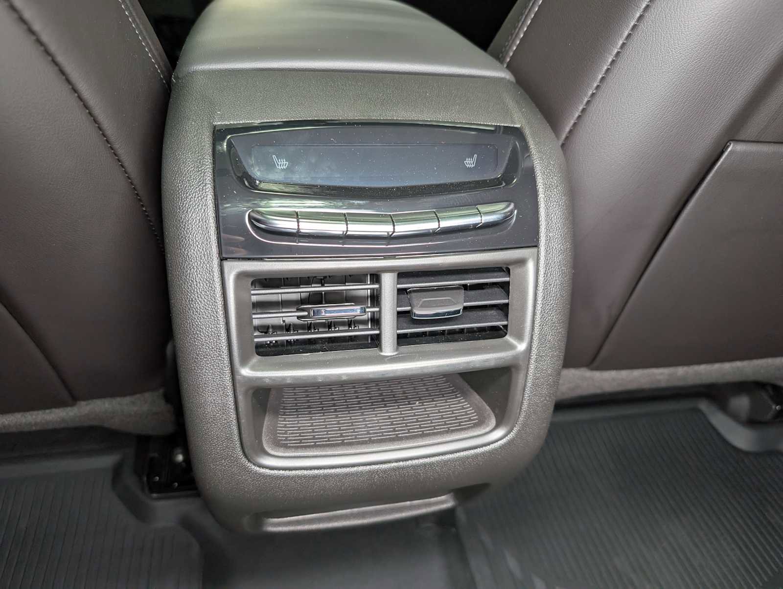 New 2025 Cadillac XT5 Premium Luxury w/ Technology Package AWD/4WD image 17