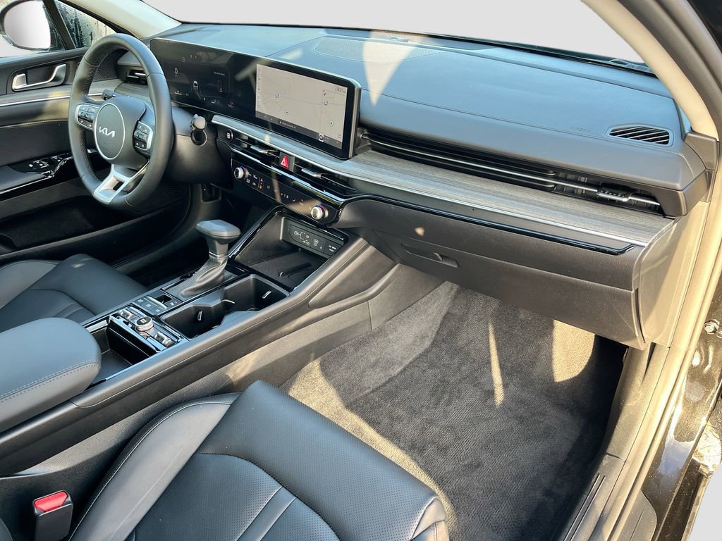 Used 2025 Kia K5 EX image 35