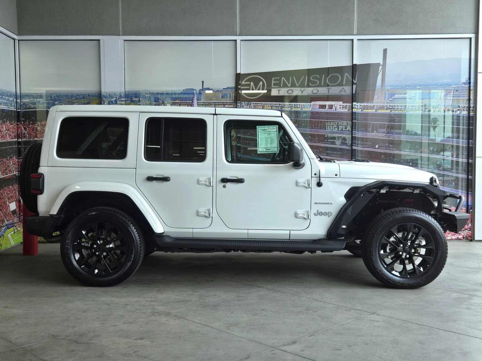 Used 2021 Jeep Wrangler Unlimited Sahara w/ Cold Weather Group AWD/4WD image 4