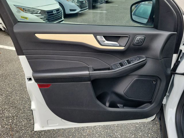 Used 2022 Ford Escape Titanium w/ Titanium Elite Package image 16