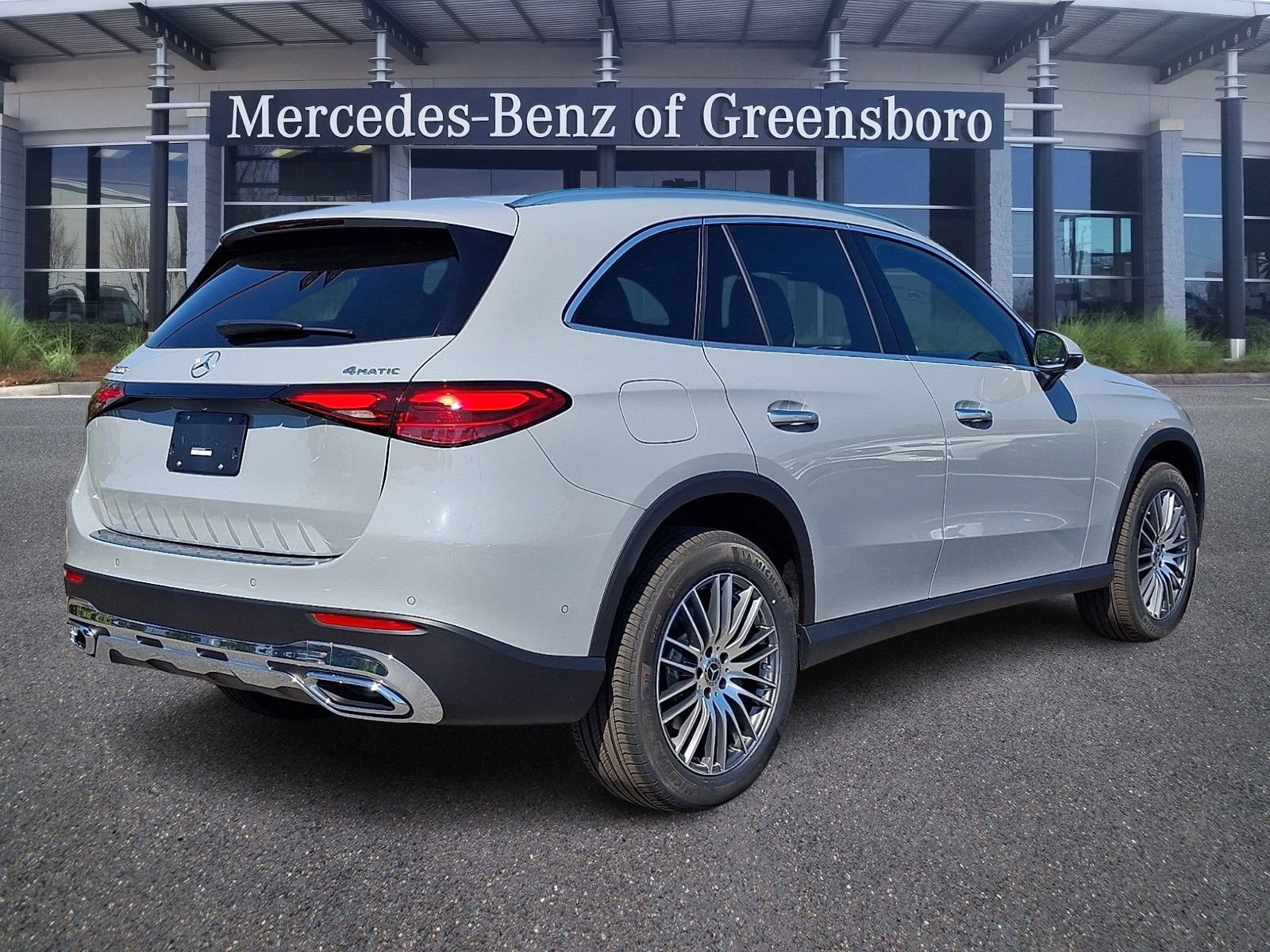 New 2026 Mercedes-Benz GLC 300 4MATIC image 4